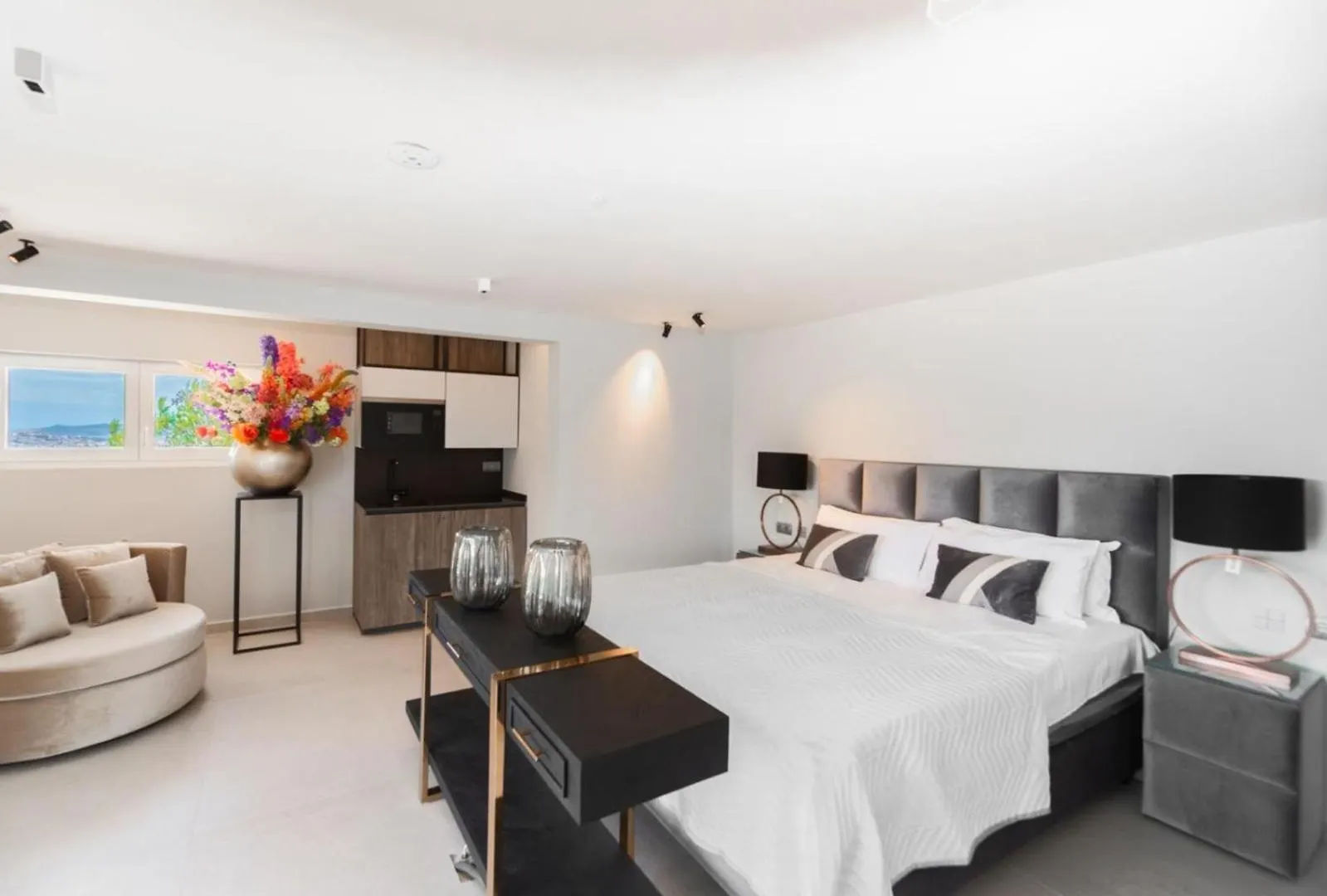 Villa Lujo Ibiza, Piscina Infinity Y 4 Suites Dobles En Can Furnet 0*,  Spanien